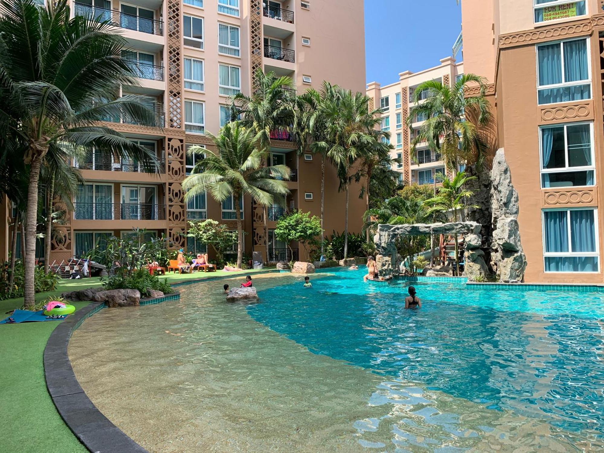 Atlantis Condo Resort หาดจอมเทียน ภายนอก รูปภาพ