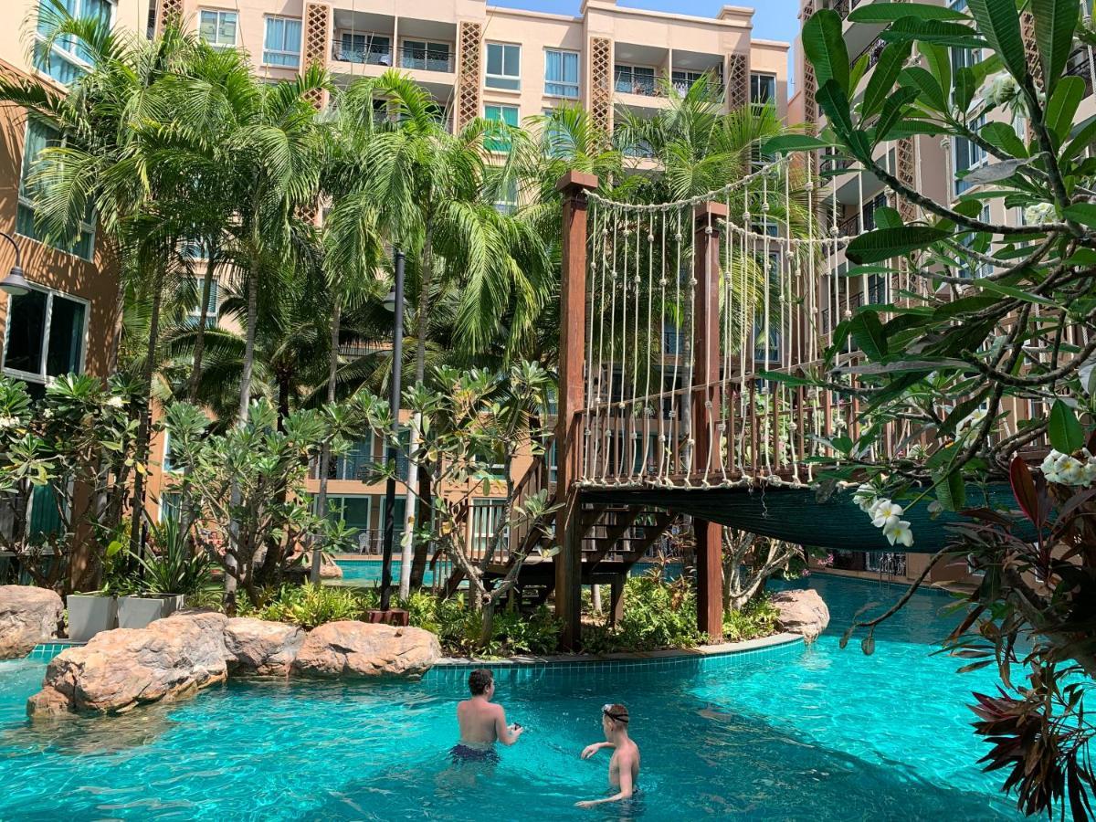 Atlantis Condo Resort หาดจอมเทียน ภายนอก รูปภาพ
