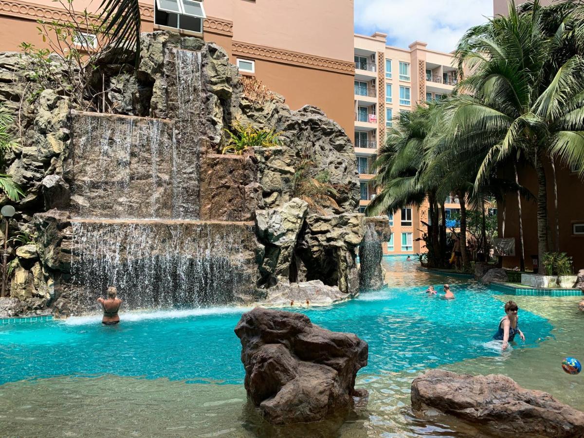 Atlantis Condo Resort หาดจอมเทียน ภายนอก รูปภาพ