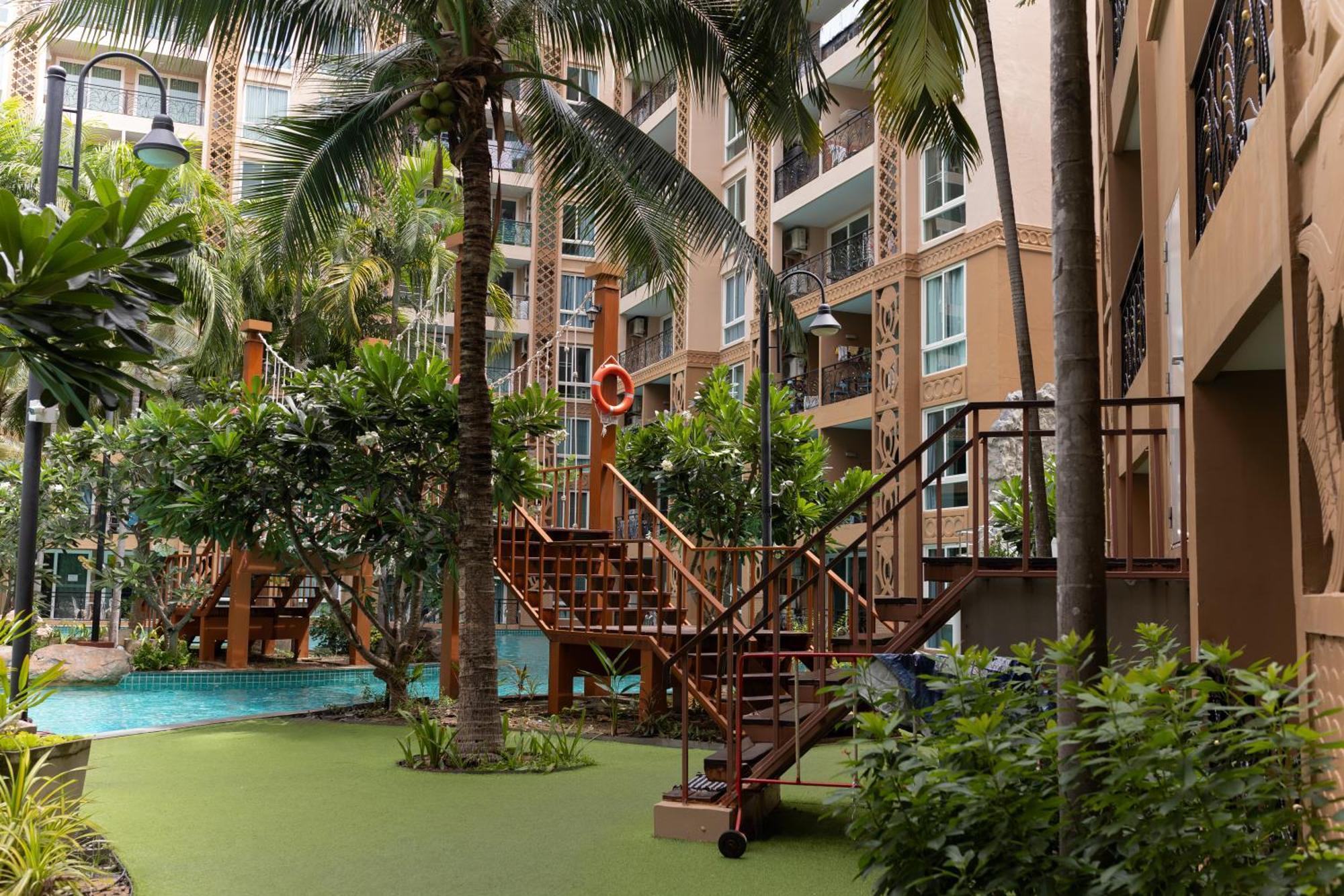 Atlantis Condo Resort หาดจอมเทียน ภายนอก รูปภาพ