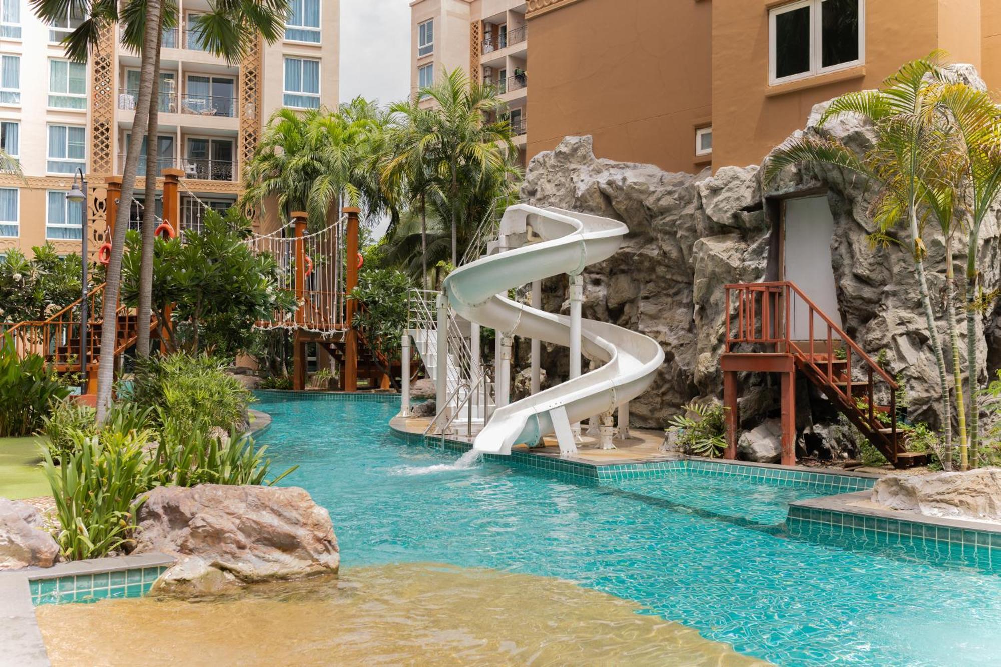 Atlantis Condo Resort หาดจอมเทียน ภายนอก รูปภาพ